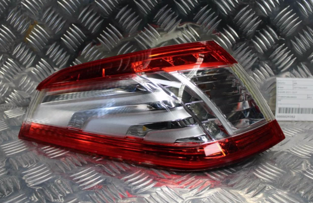 Peugeot, 508 Left Taillight Wagon, 07/11-12/17