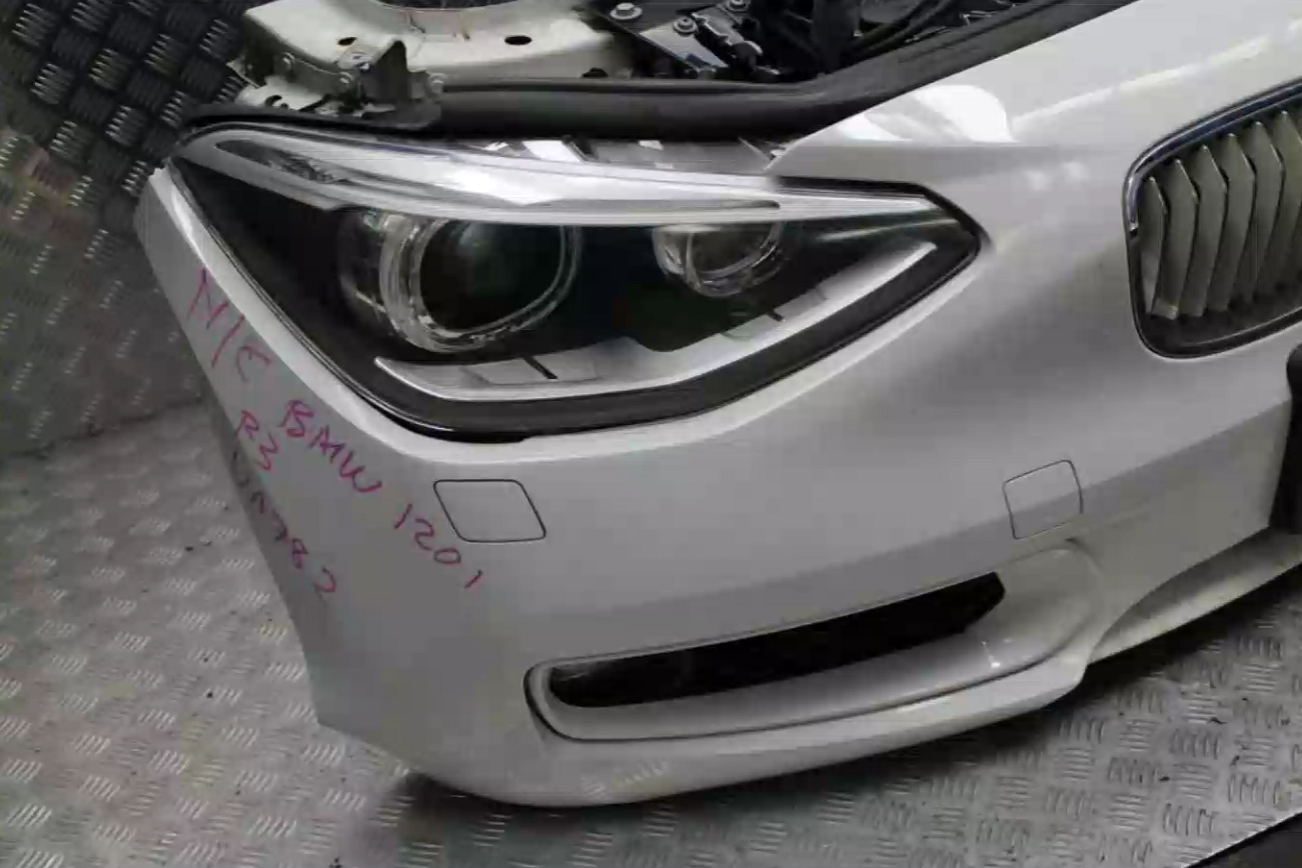 Bmw, 1 Series Left Headlamp F20, Hatch, Xenon Non Adaptive, 06/11-02/15