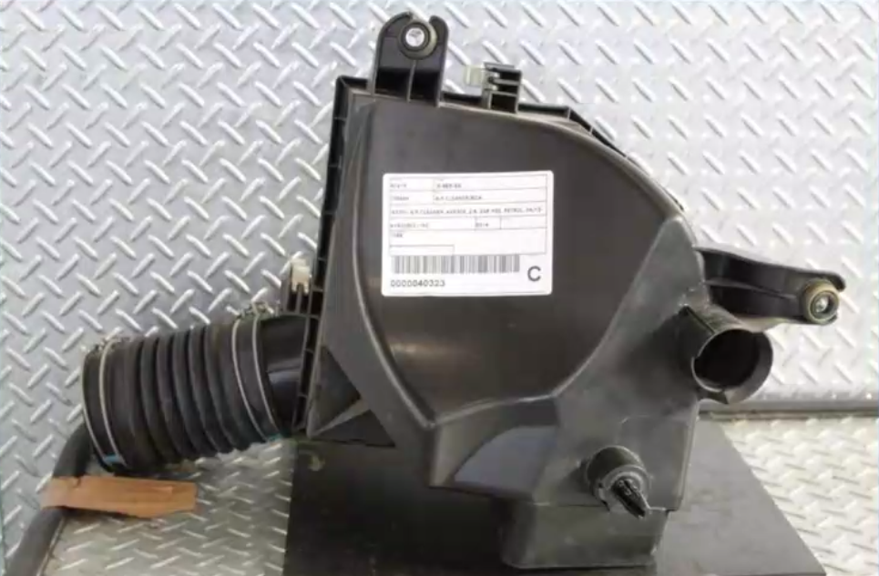 Lexus, Is Series Air Cleaner/Box Is300H, Air Cleaner, Ave30R, 2.5, 2Ar-Fse, Petrol, 04/13-11/25
