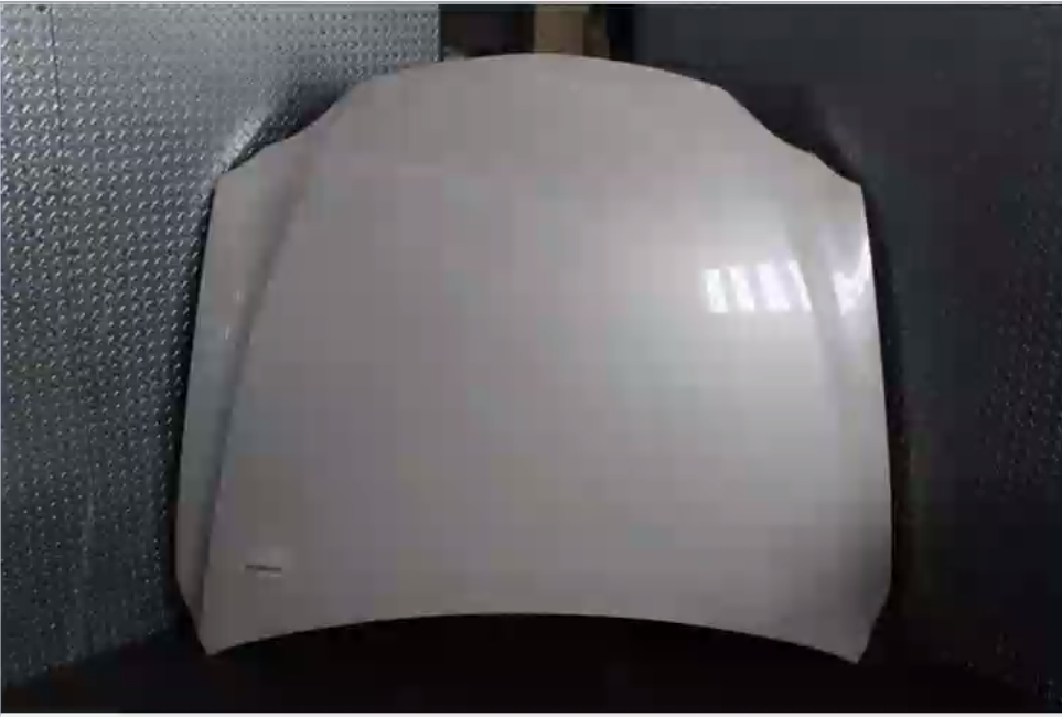 Lexus, Is Series Bonnet Xe30, 04/13-08/20