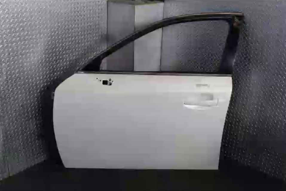 Lexus, Is Series Left Front Door Xe30, 04/13-08/20