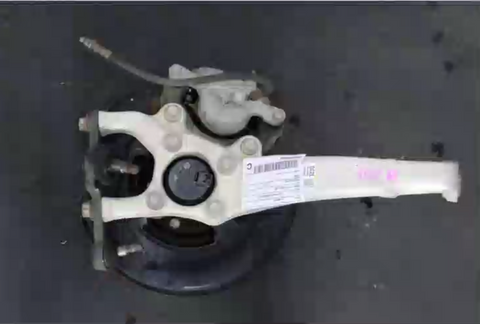 Lexus, Is Series Left Front Hub Assembly Xe30, 07/13-11/25 11/25