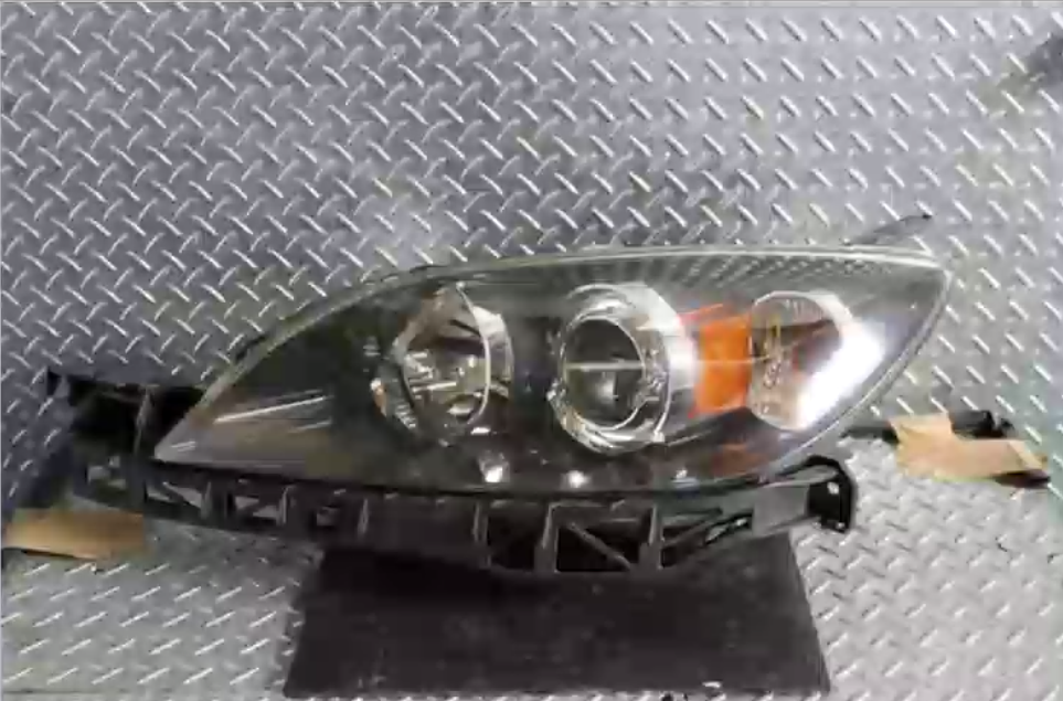 Mazda, 3 Left Headlamp Bk, Hatch, Xenon (Hid Type), 3 Pin Plug, Electric Adjust Type, 10/03-04/09