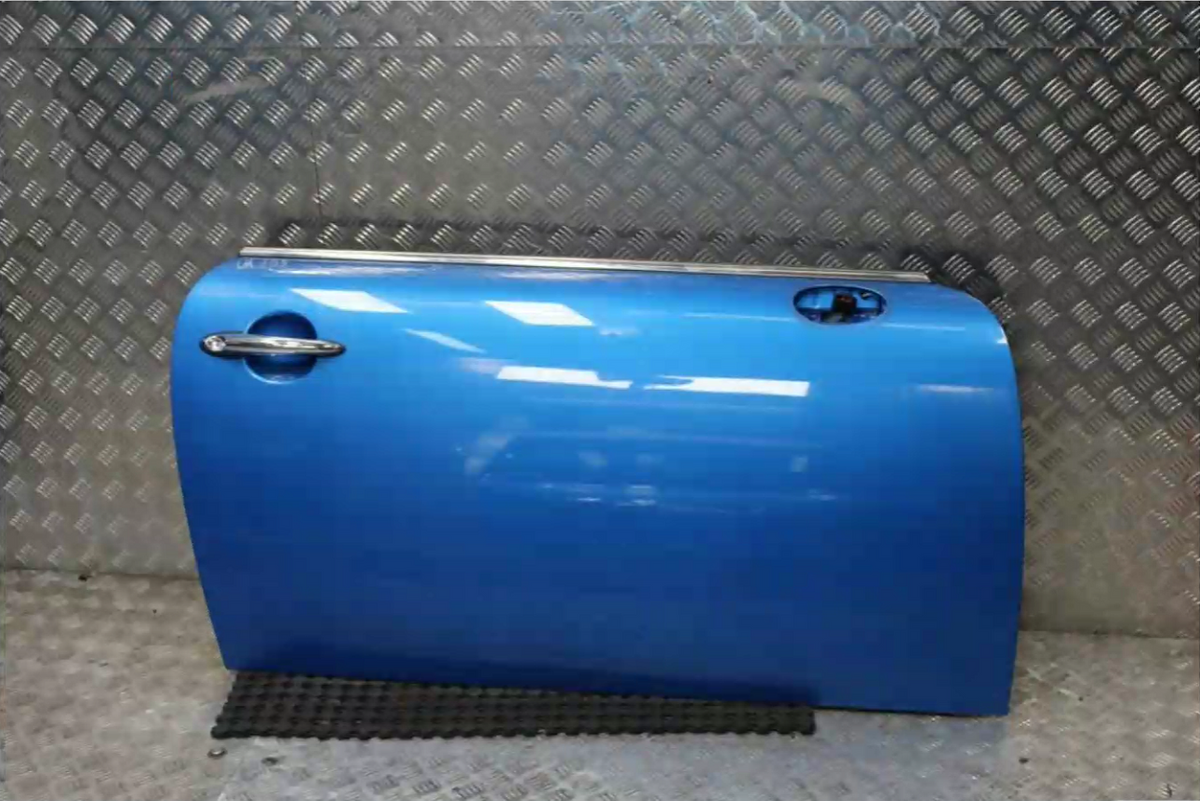 Mini, Cooper Right Front Door R55/R56/R57, Wagon/3Dr Hatch/Cabrio, 03/07-05/14