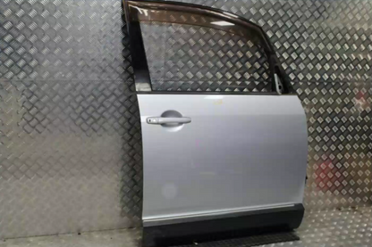 Mitsubishi, Delica Right Front Door 5Th Gen 07- (Import)