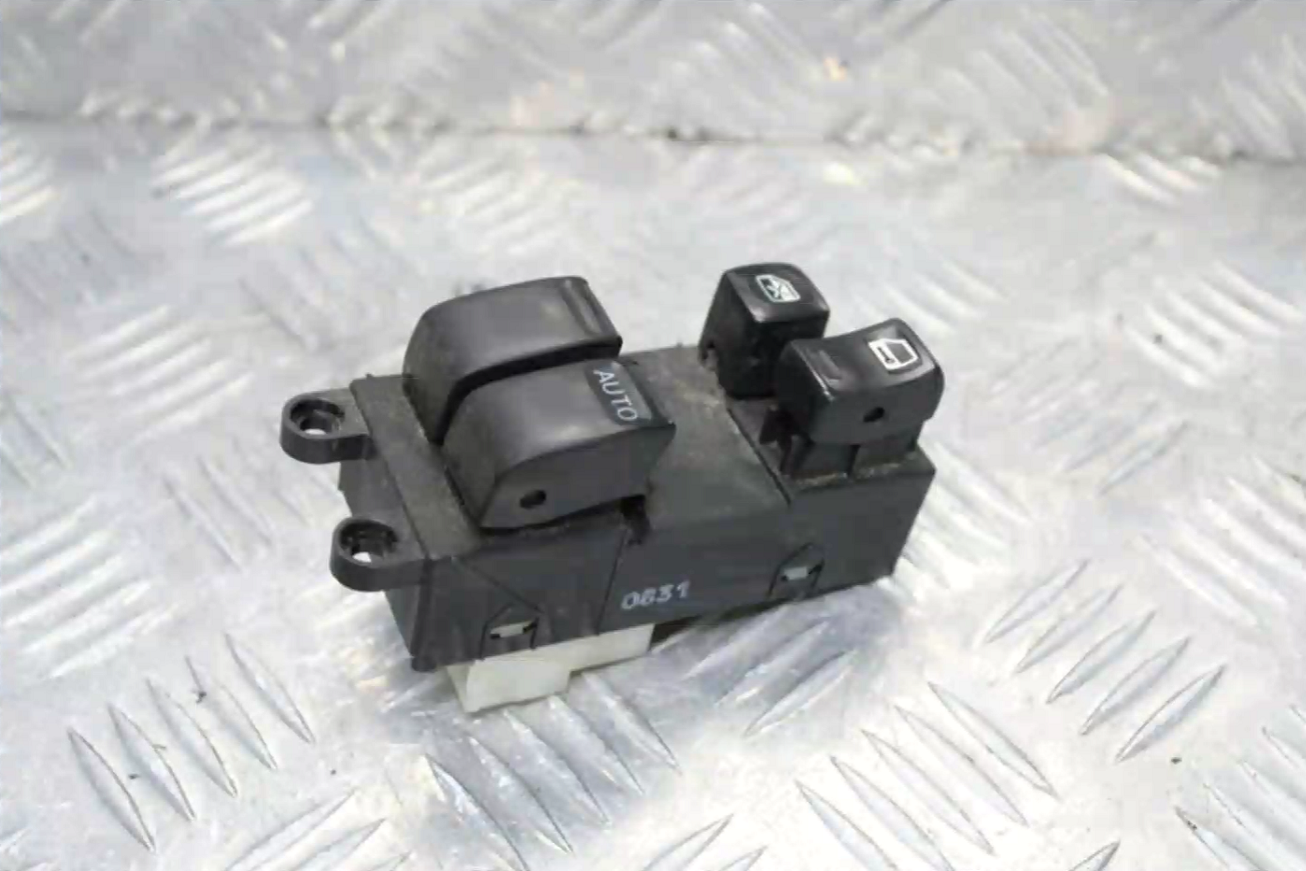 Nissan, Elgrand Power Window Switch Rh Front (Master Switch), E50, 05/97-05/02