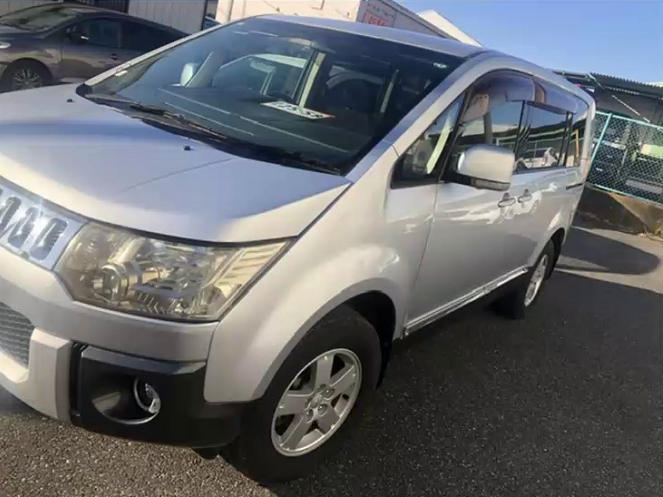 Mitsubishi, Delica A/C Condenser 5Th Gen 07- .