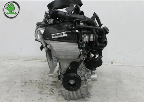 Skoda, Fabia Engine Petrol 1.0 Turbo Nj Chzd Code 05/17 08/21