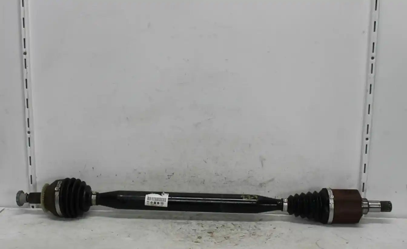 Used Skoda, Fabia Right Driveshaft Nj Front Manual T/M 1.0 05/17 08/21 2020 – image 1 - All Good Parts