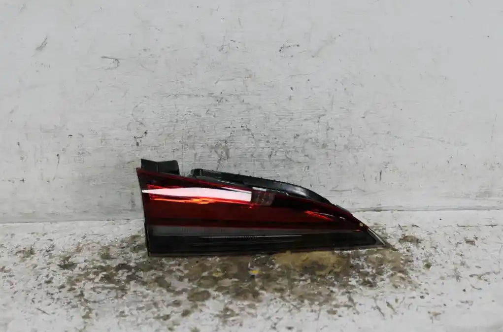 Skoda, Kamiq Rear Garnish Tailgate Lamp (Lh Side) Nw 06/20