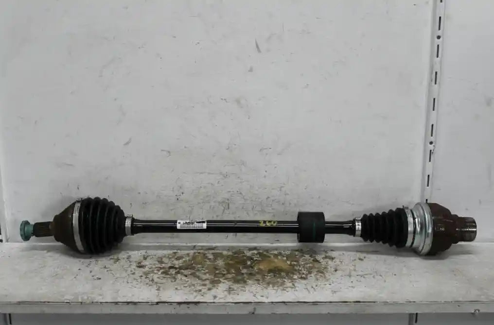 Used Skoda, Kamiq Right Driveshaft Nw 06/20 2023 – image 1 - All Good Parts