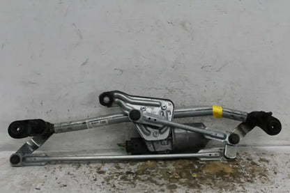 Used Skoda, Kamiq Wiper Motor Front Nw 06/20 2023 – image 1 - All Good Parts