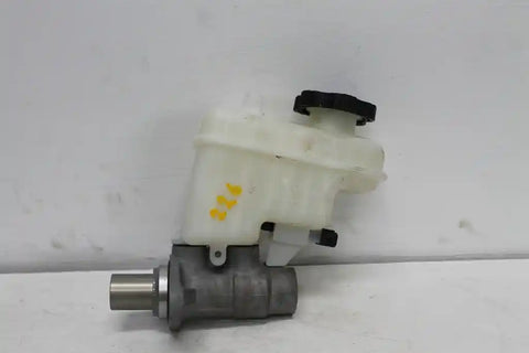 Ssangyong, Rexton Master Cylinder Y400 10/18