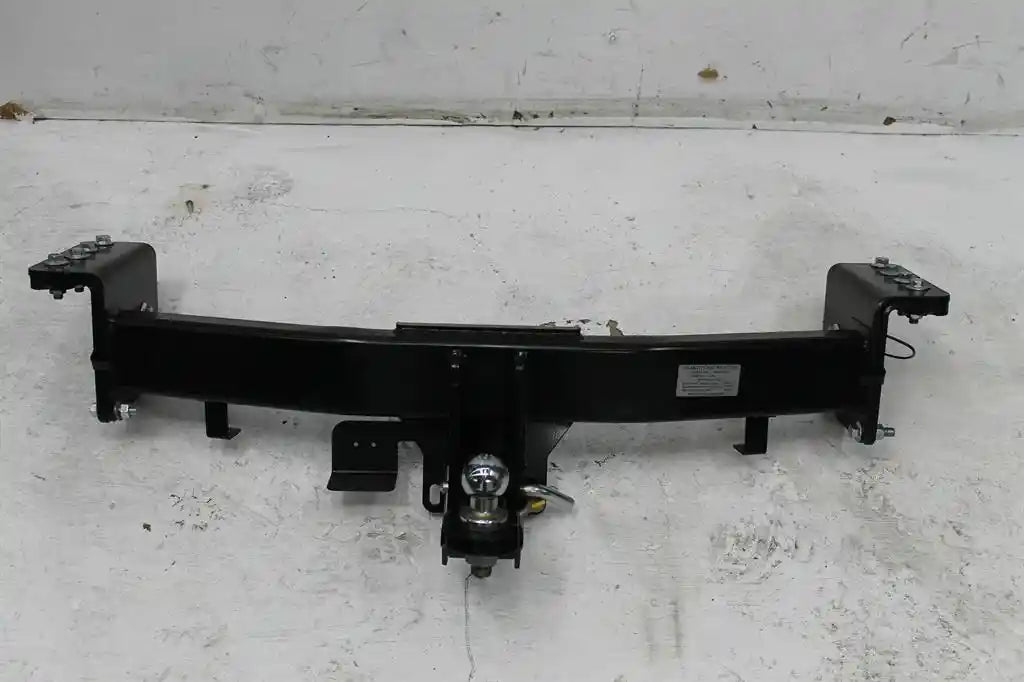 Used Ssangyong, Rexton Towbar Y400 10/18 2023 – image 1 - All Good Parts