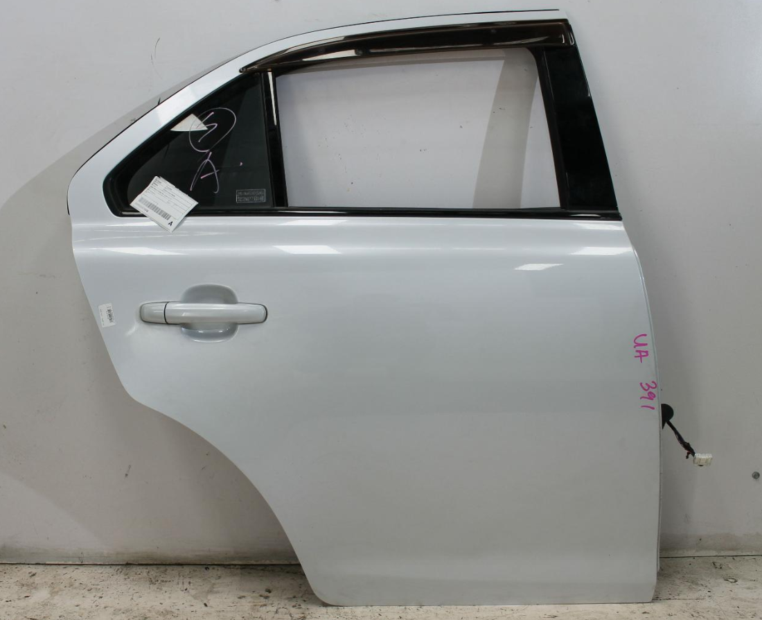 Suzuki, Kizashi Right Rear Door Non Mould Type Fr 12/09 01/17