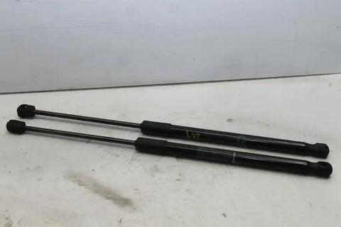 Suzuki, S Cross Hatch Strut Jy 09/13 05/22