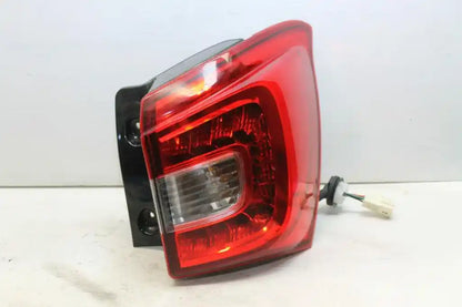 Used Suzuki, S Cross Right Taillight Jy In Body Led Type 11/16 05/22 2019 – image 1 - All Good Parts
