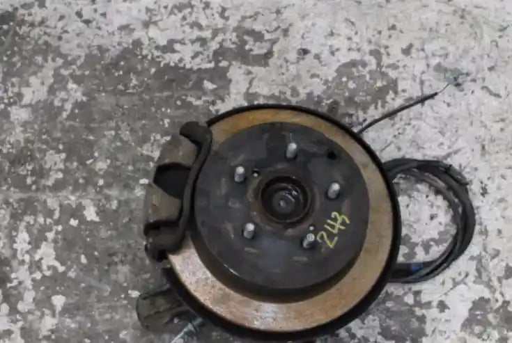 Used Toyota, Camry Right Rear Hub Assembly Acv40/Ahv40 06/06 11/11 2009 – image 1 - All Good Parts