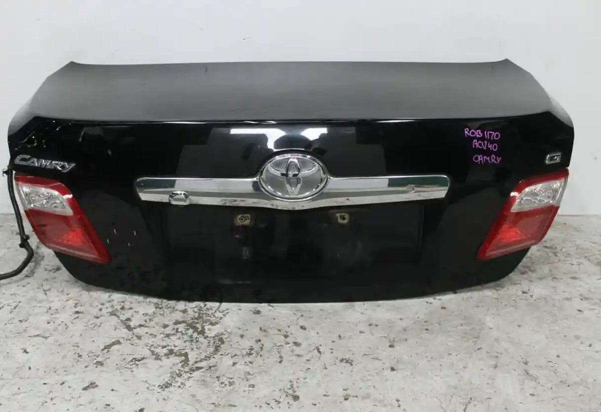 Used Toyota, Camry Bootlid/Tailgate Bootlid Ahv40 Grande/Hybrid W/ Camera & Non Spoiler Type 12/09 11/11 2009 – image 1 - All Good Parts