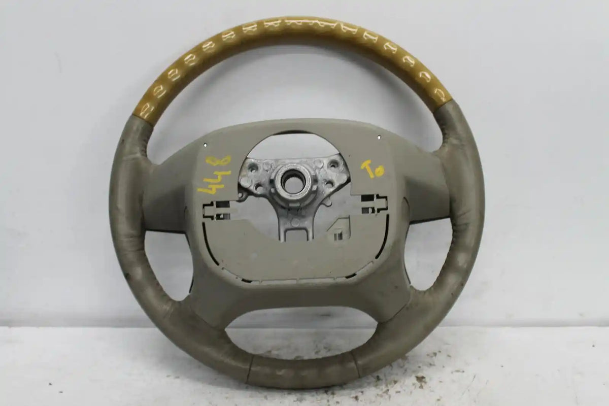 Used Toyota, Estima Steering Wheel Xr50 05 19 2007 – image 1 - All Good Parts
