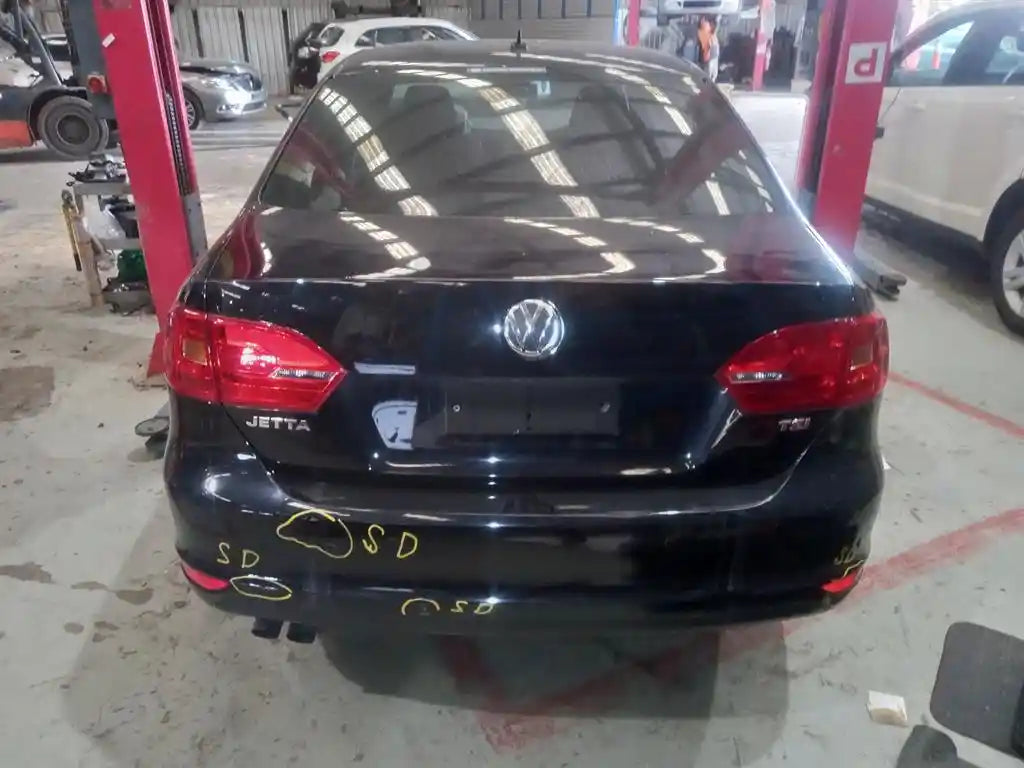 Used Volkswagen Jetta 2013 – image 4 - All Good Parts