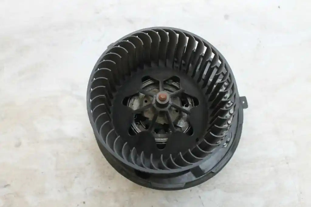 Volkswagen, Golf Heater Fan Motor Gen 6 Valeo P/N 1K2820015G W/ Climate Control Type 10/08 01/16