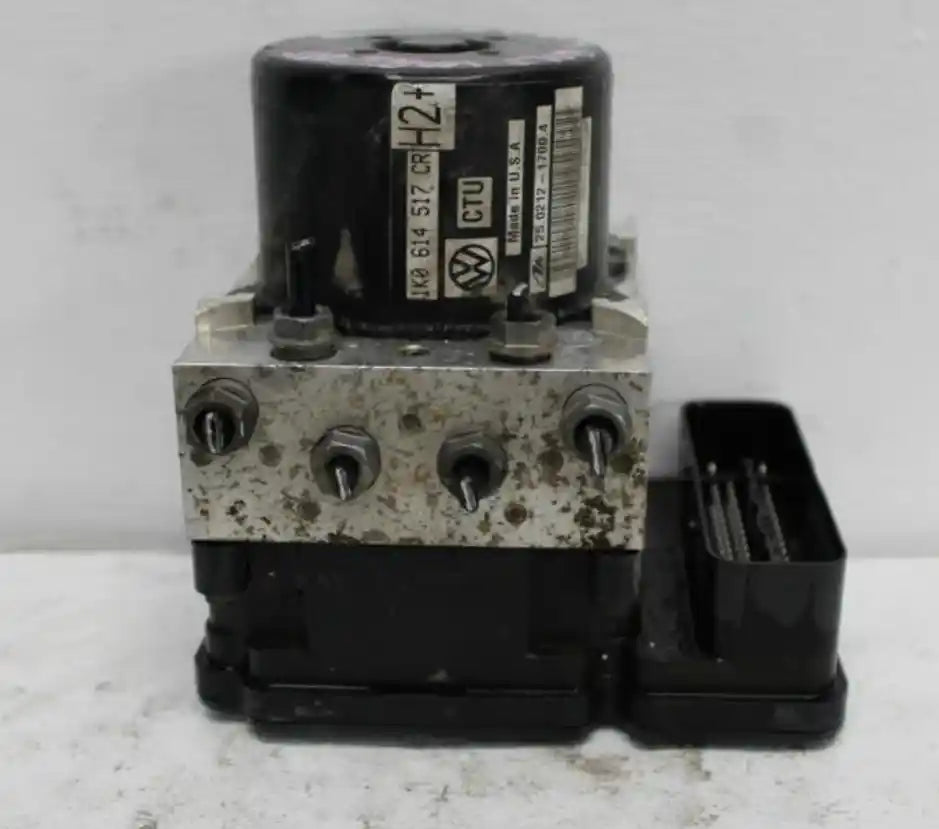 Used Volkswagen, Golf Abs Pump/Modulator Gen 6, On Motor P/N 1K0614517Cr, 10/08-03/13 J65816 2011 – main images - All Good Parts