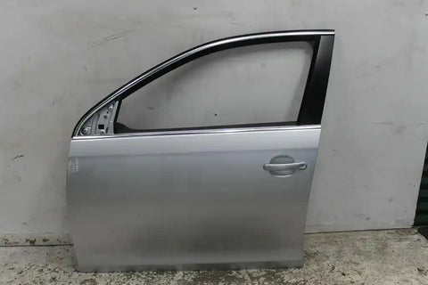 Volkswagen, Golf Left Front Door Gen 6 Wagon 09/09 01/13