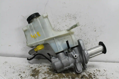 Volkswagen, Golf Master Cylinder Gen 7 12/12 08/20