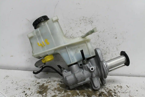 Volkswagen, Golf Master Cylinder Gen 7 12/12 08/20