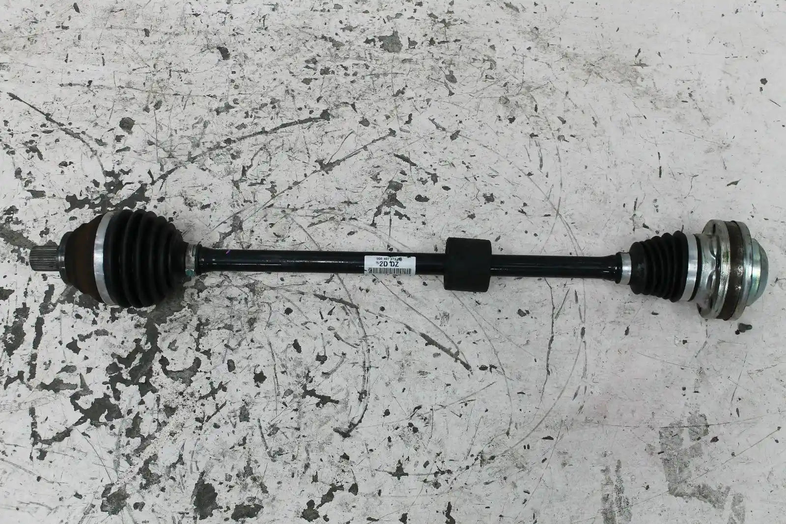 Used Volkswagen, Golf Right Driveshaft Front Auto T/M Petrol 1.4 Gen 7 12/12 03/17 2014 – main images - All Good Parts