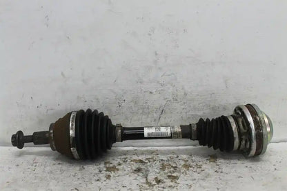 Used Volkswagen, Golf Left Driveshaft Front Auto T/M Petrol 1.8 Gen 7 05/15 08/20 2016 – image 1 - All Good Parts