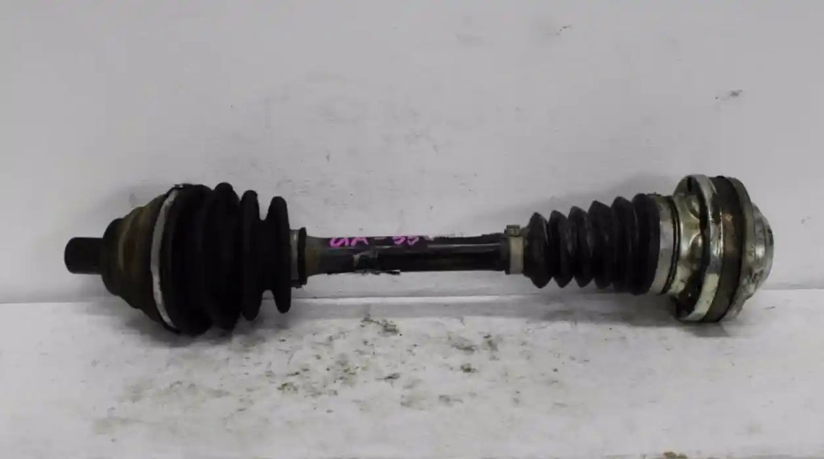 Used Volkswagen, Golf Left Driveshaft Front, Auto T/M, Petrol, 2.0, Gen 5, 06/04-02/09 J6534 2005 – main images - All Good Parts