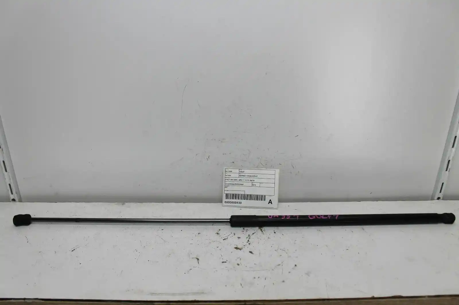 Used Volkswagen, Golf Bonnet Hinge/Strut Strut (Rh Side) Gen 7 12/12 08/20 2014 – image 1 - All Good Parts