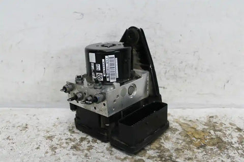 Volkswagen, Jetta Abs Pump/Modulator 1B P/N 1K0614517Eh 02/11 12/17