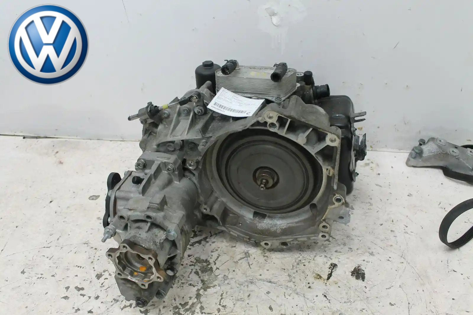 Used Volkswagen, Passat Trans/Gearbox Auto Awd Petrol 3.2 3C/Mk6 B6 Hxx Code 03/06 03/11 2006 – main images - All Good Parts
