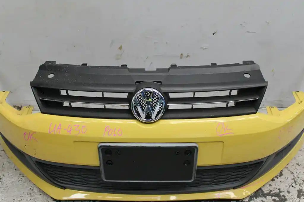 Volkswagen, Polo Grille Radiator Grille 6R Comfortline Black/Chrome 05/10 05/14