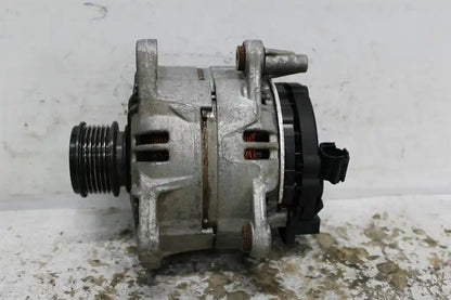 Volkswagen, Transporter Alternator Petrol 2.0 T5 08/04 02/10