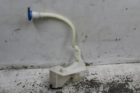 Volkswagen, Transporter Washer Bottle T5 08/04 06/15