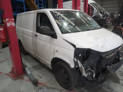 Volkswagen, Transporter Left Guard T5 08/04 06/15