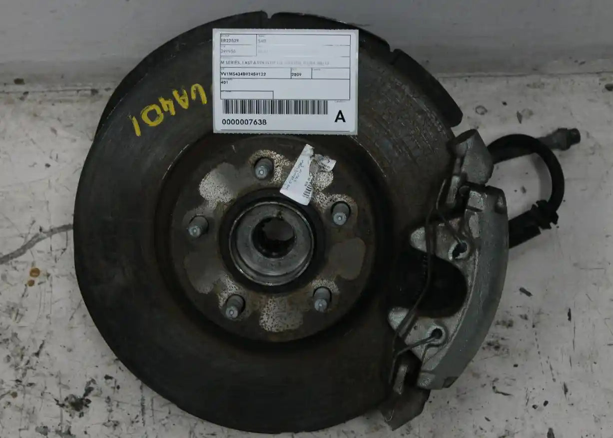 Volvo, S40 Right Front Hub Assembly M Series Last 6 Vin Is Up To 209290 03/04 08/12