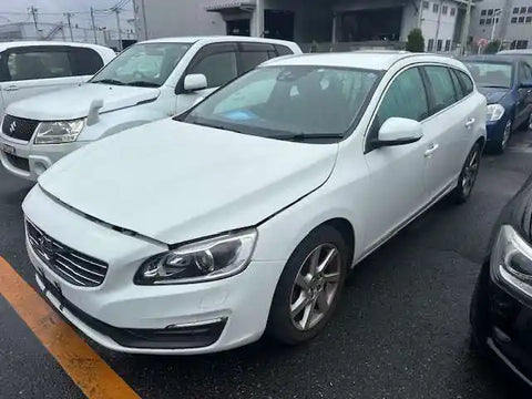 Volvo, S60/V60 Rear Bumper F Series V60 Wagon D4/T4/T5/T6 10/11 12/18