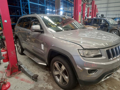 JEEP GRANDCHEROKEE RIGHT GUARD WK, NON PAINTED FLARE, 04/13-02/22