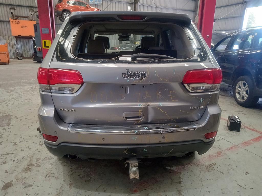 JEEP GRANDCHEROKEE RIGHT GUARD WK, NON PAINTED FLARE, 04/13-02/22