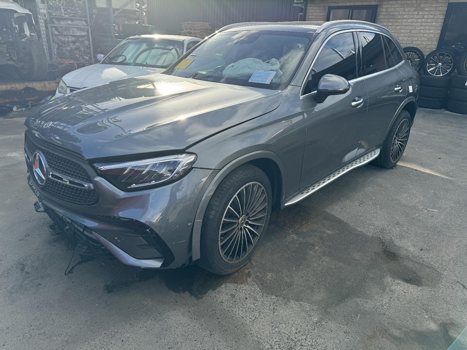 Used Mercedes, Glc Class Trans/Gearbox ,  X254/C254, Auto, Awd, Petrol, 2.0, Mhev, Iw9X550M, 9 Speed, Non Transfer Case, 10/22  – main images - All Good Parts
