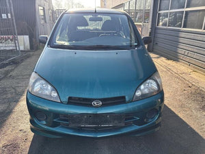 Daihatsu YRV