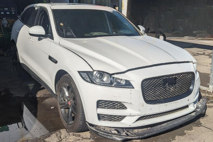 Used Jaguar, F-Pace Trans/Gearbox , Auto, Awd, Petrol, 2.0, Turbo, No Transfer Case, X761, 02/16  – main images - All Good Parts