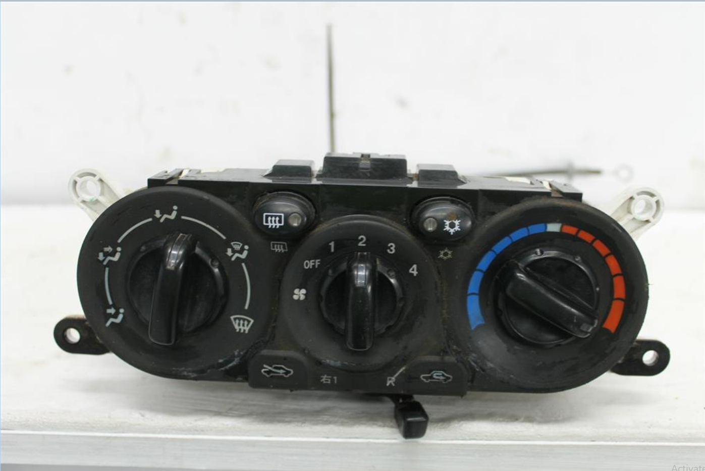 Mitsubishi, Triton Heater/Ac Controls Mn Non Climate Control Type 08/09 04/15