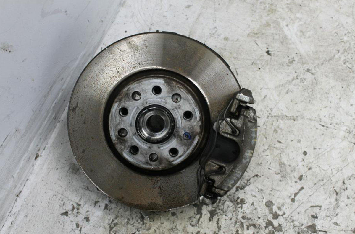 Used Volkswagen, Jetta Right Front Hub Assembly 1B 4 Bolt Type 02/11 12/17 2013 – image 1 - All Good Parts