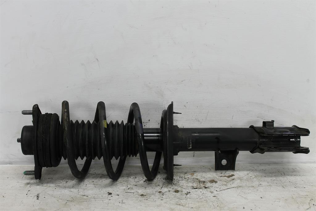 Used Kia, Sportage Left Front Strut Sl 05/10 05/13 2012 – image 1 - All Good Parts